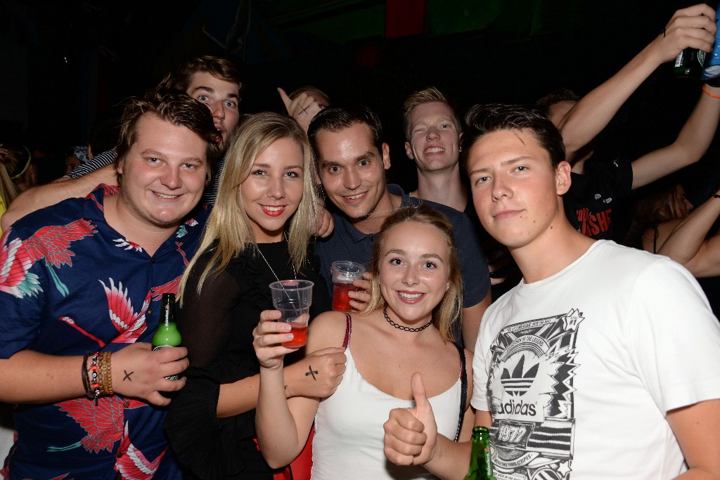 ../Images/Campingfeest 063.jpg